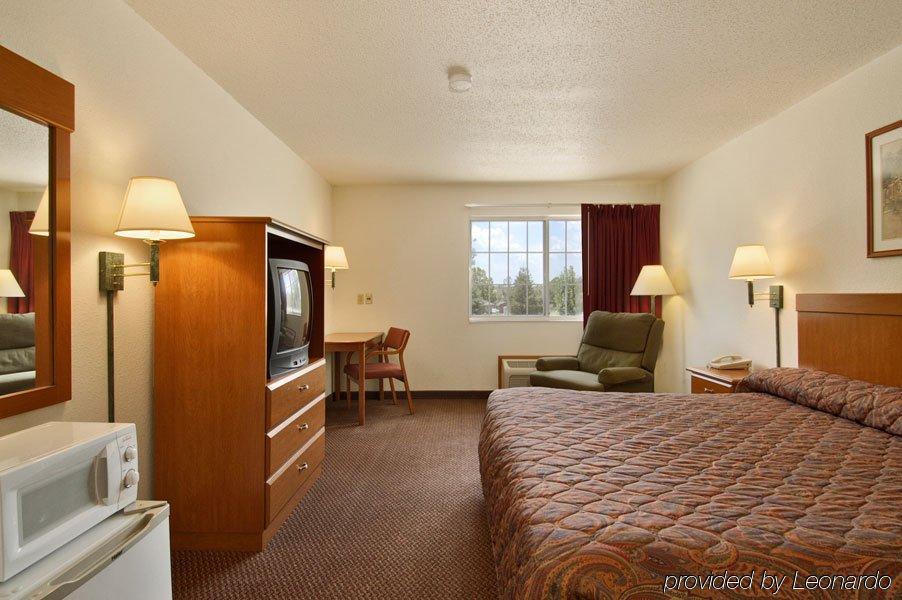 Wamego Inn And Suites Phòng bức ảnh